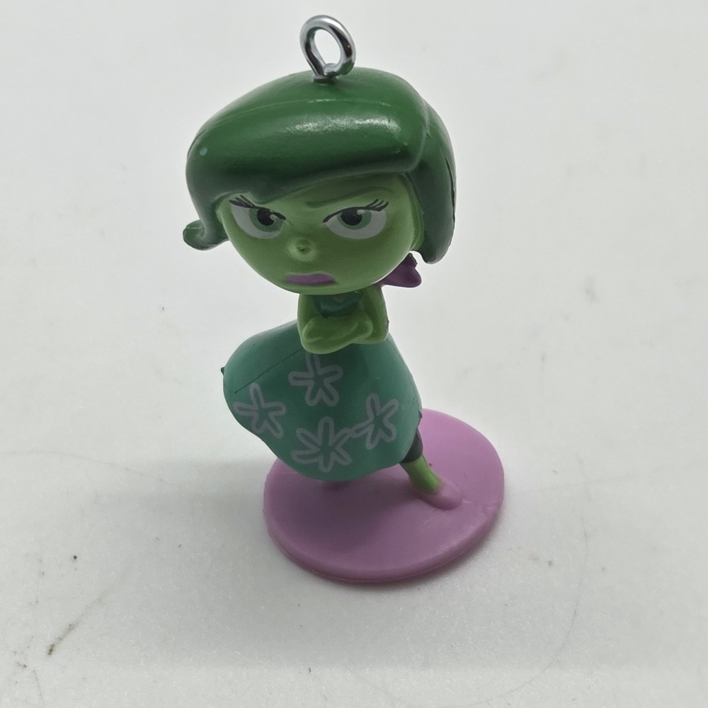 Disney Figural Keyring Series 6 Disgust Inside Out Blind Bag Figure